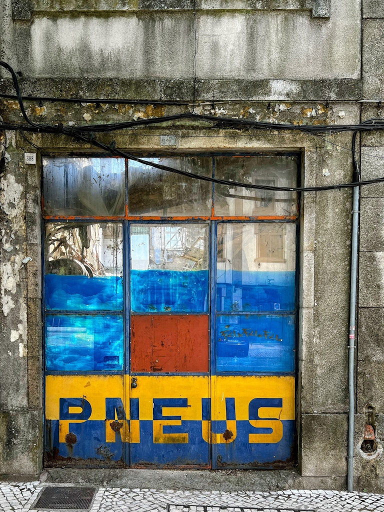 Former tyre shop, Viseu, Portugal